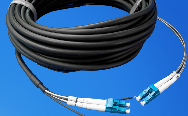 LC–LC outdoor armoured fibre jumper for FTTA and harsh environments